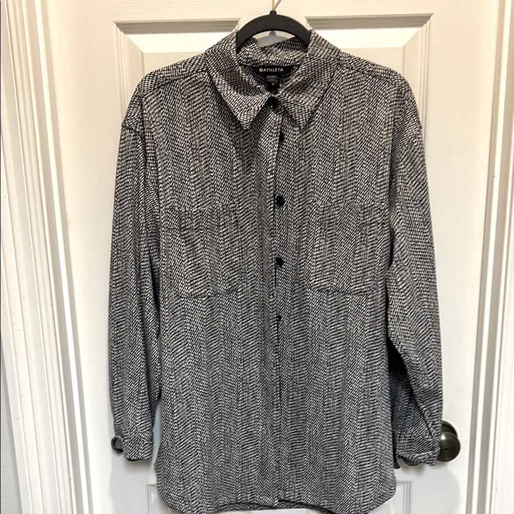 Athleta Black and White Shirt Jacket. Size M. Performance material so comfy!